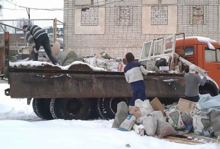 Вывоз мусора с грузчиками по Щелкову